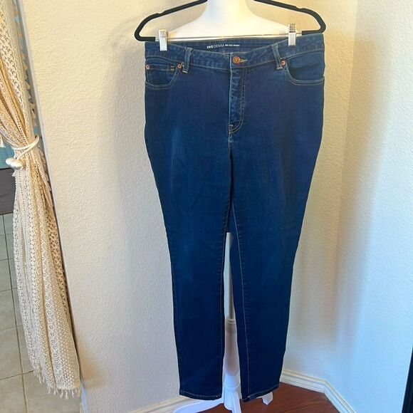INC International Concepts Denim - I.N.C. Denim Mid Rise Skinny Jeans ~ Size 14